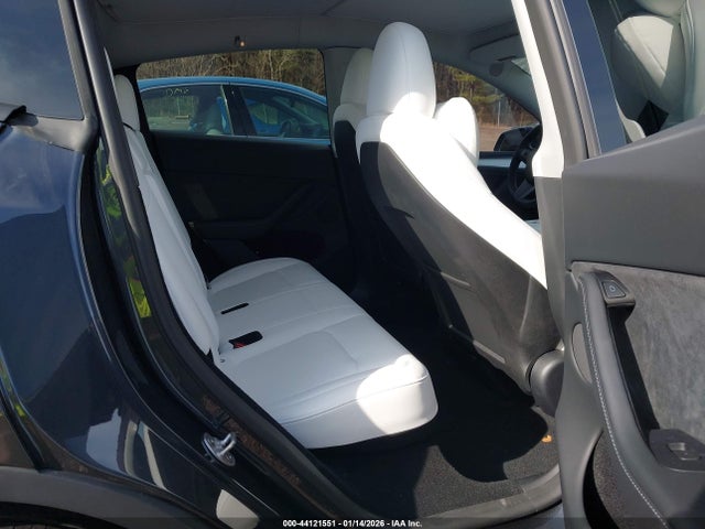 2024 TESLA MODEL Y 7SAYGDEE2RA232074 Photo 7