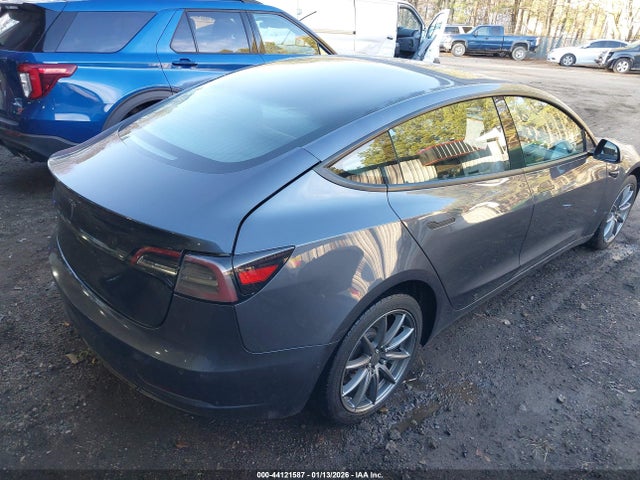 2022 TESLA MODEL 3 5YJ3E1EB0NF145739 Photo 3