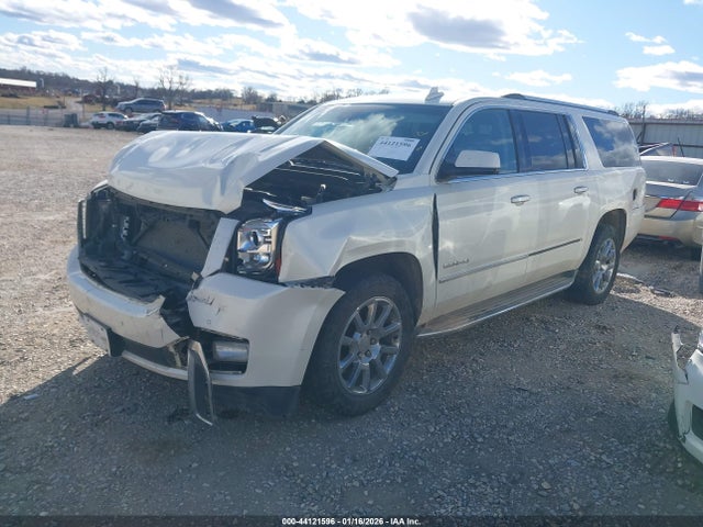 Продажа на аукционе авто 2015 Gmc Yukon Xl 1500 Denali, vin: 1GKS2JKJXFR553732, номер лота: 44121596
