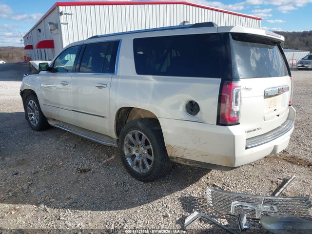 Продажа на аукционе авто 2015 Gmc Yukon Xl 1500 Denali, vin: 1GKS2JKJXFR553732, номер лота: 44121596