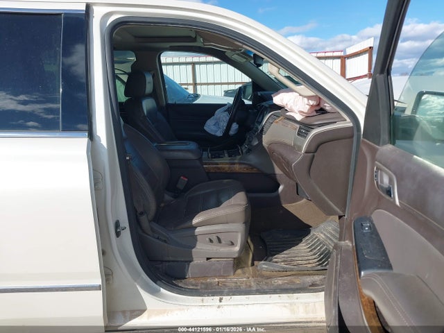 Продажа на аукционе авто 2015 Gmc Yukon Xl 1500 Denali, vin: 1GKS2JKJXFR553732, номер лота: 44121596