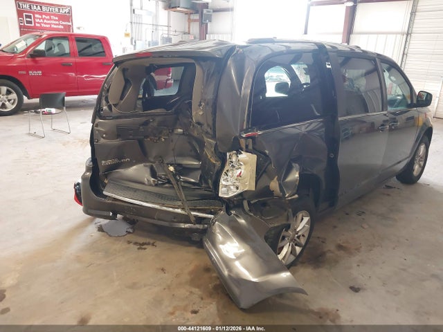 44121609 :رقم المزاد ، 2C4RDGCG5JR215524 vin ، 2018 Dodge Grand Caravan Sxt مزاد بيع