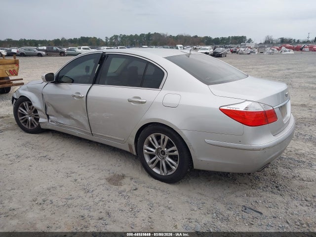 2011 HYUNDAI GENESIS KMHGC4DF2BU113838 Photo 2