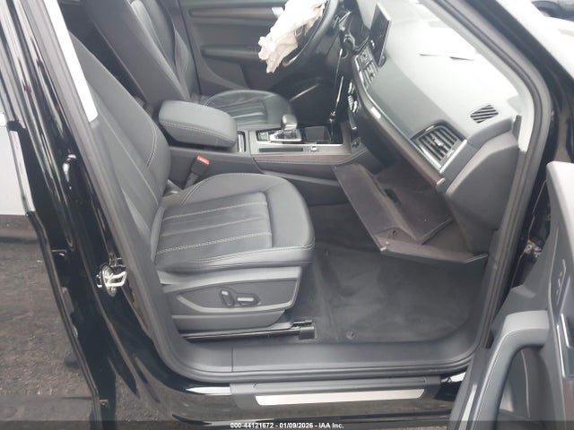 2021 AUDI Q5 WA1BAAFY8M2093041 Photo 4