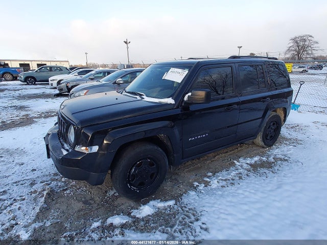 2016 Jeep Patriot Sport მანქანა იყიდება აუქციონზე, vin: 1C4NJPBA7GD642686, აუქციონის ნომერი: 44121677