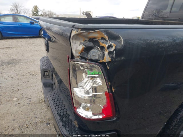 Продаж на аукціоні авто 2018 Ram 1500 Big Horn  4x2 5'7 Box, vin: 1C6RR6LT9JS132483, номер лоту: 44121703