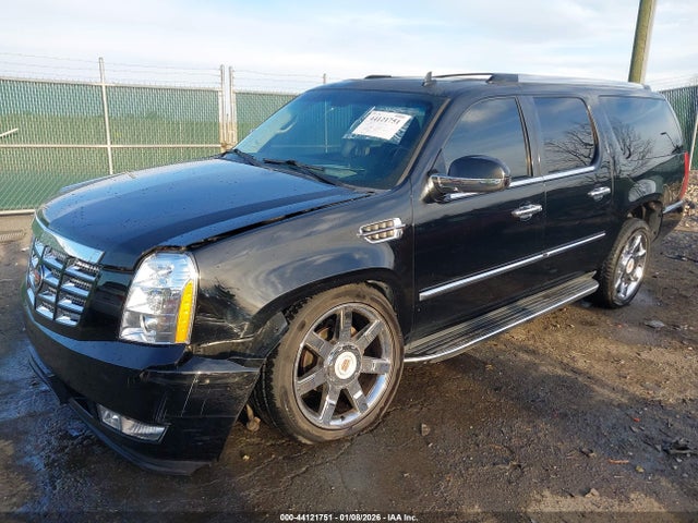 Aukcja sprzedaży 2014 Cadillac Escalade Esv Luxury, vin: 1GYS4HEF4ER190066, numer aukcji: 44121751