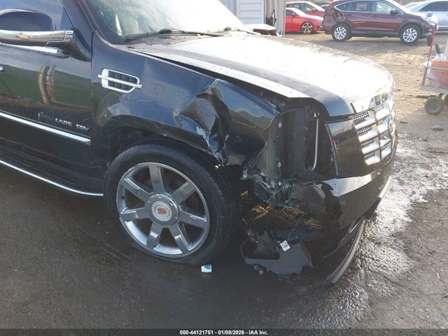 Aukcja sprzedaży 2014 Cadillac Escalade Esv Luxury, vin: 1GYS4HEF4ER190066, numer aukcji: 44121751