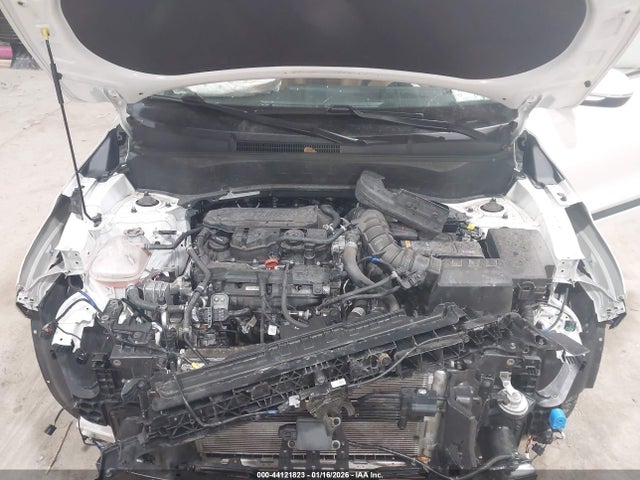 44121823 :رقم المزاد ، KNDETCA70R7558199 vin ، 2024 Kia Seltos Sx Turbo مزاد بيع