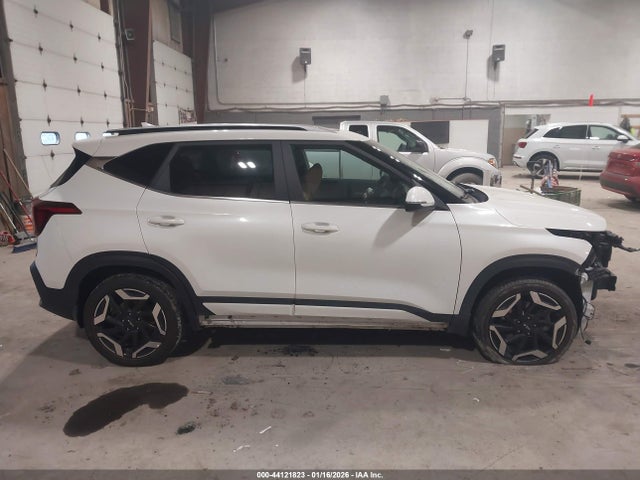 44121823 :رقم المزاد ، KNDETCA70R7558199 vin ، 2024 Kia Seltos Sx Turbo مزاد بيع