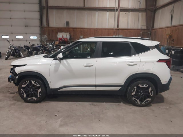 44121823 :رقم المزاد ، KNDETCA70R7558199 vin ، 2024 Kia Seltos Sx Turbo مزاد بيع