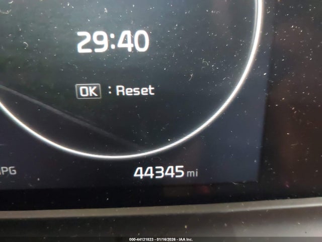 44121823 :رقم المزاد ، KNDETCA70R7558199 vin ، 2024 Kia Seltos Sx Turbo مزاد بيع