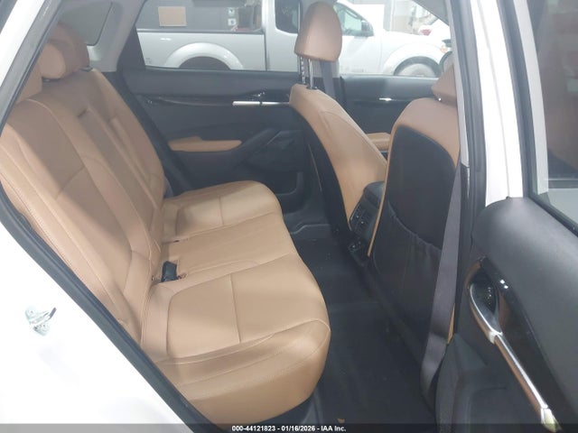 44121823 :رقم المزاد ، KNDETCA70R7558199 vin ، 2024 Kia Seltos Sx Turbo مزاد بيع