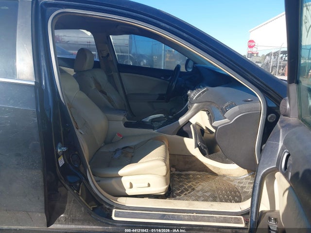 2010 ACURA TSX JH4CU2F63AC038376 Photo 4