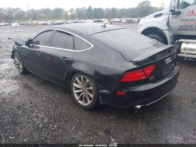 2012 AUDI A7 WAUSGAFC9CN020019 Photo 2
