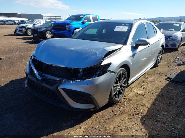 4T1G11AKXNU667137 Toyota CAMRY SE