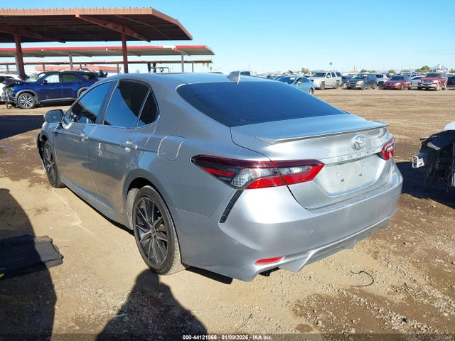 4T1G11AKXNU667137 Toyota CAMRY SE