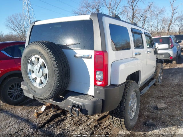 2008 HUMMER H3 SUV 5GTEN13E288153862 Photo 3