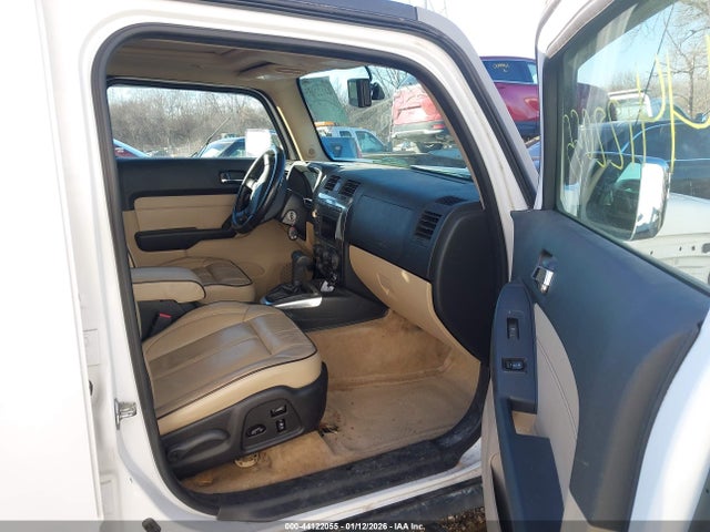2008 HUMMER H3 SUV 5GTEN13E288153862 Photo 4