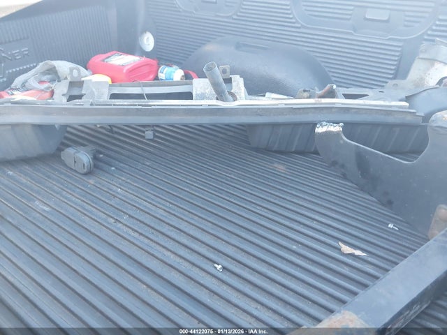 2014 Chevrolet Silverado 1500 1lt/2lt მანქანა იყიდება აუქციონზე, vin: 3GCUKREC4EG482090, აუქციონის ნომერი: 44122075