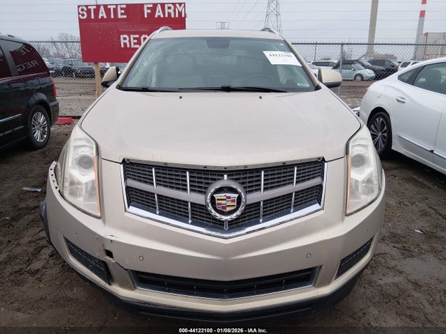 44122100 :رقم المزاد ، 3GYFNAEY3AS510735 vin ، 2010 Cadillac Srx Luxury Collection مزاد بيع