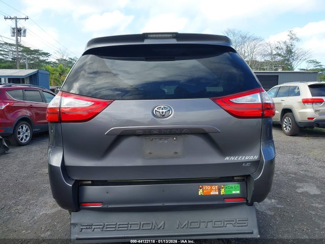 5TDKZ3DC3KS990324 Toyota Sienna Le 8 Passenger