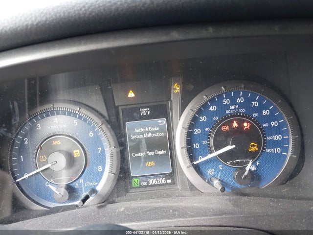 5TDKZ3DC3KS990324 Toyota Sienna Le 8 Passenger