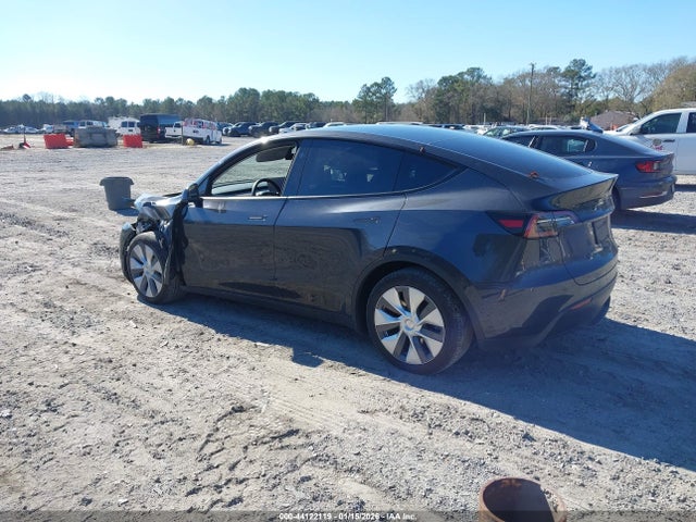 2024 TESLA MODEL Y 7SAYGDEEXRF084114 Photo 2