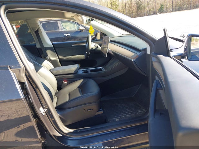 2024 TESLA MODEL Y 7SAYGDEEXRF084114 Photo 4