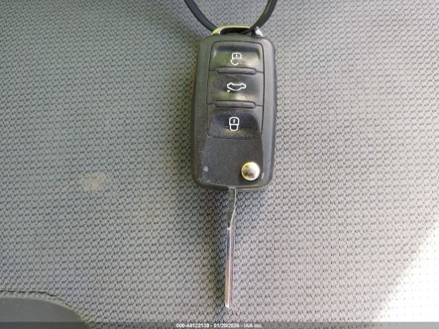 2015 VOLKSWAGEN PASSAT 1VWBT7A36FC025927 Photo 10