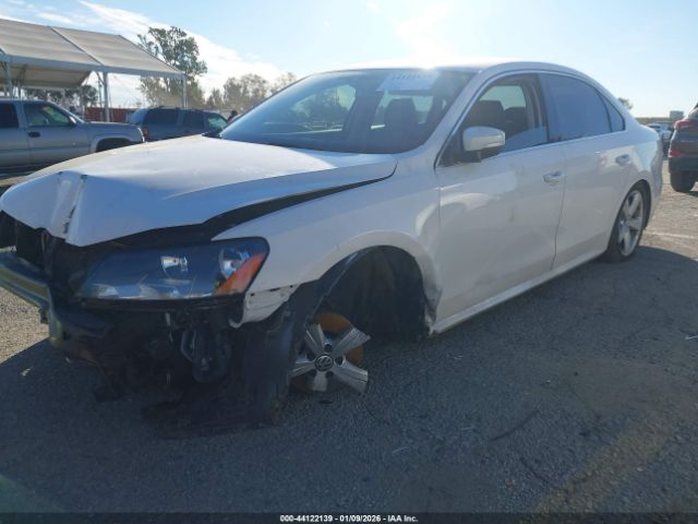 2015 VOLKSWAGEN PASSAT 1VWBT7A36FC025927 Photo 1