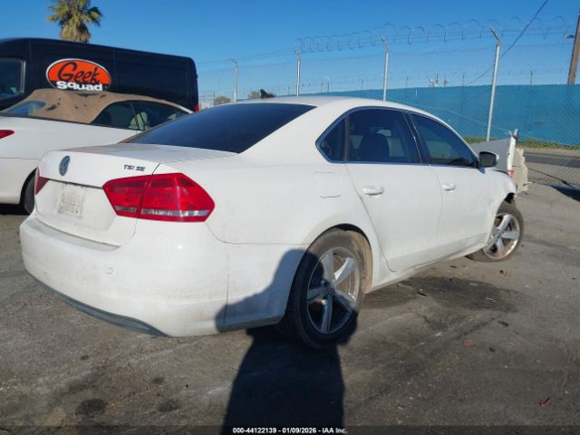 2015 VOLKSWAGEN PASSAT 1VWBT7A36FC025927 Photo 3