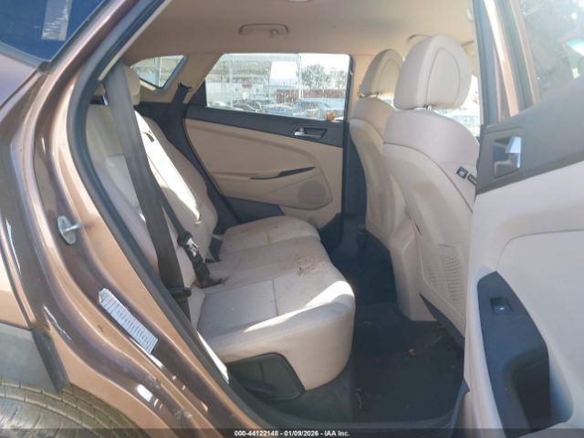2017 HYUNDAI TUCSON KM8J33A49HU256572 Photo 7