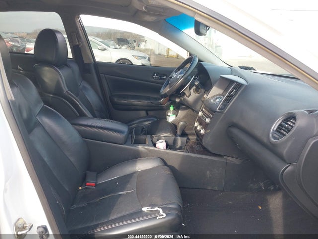 1N4AA5AP5EC483135 Nissan Maxima 3.5 Sv