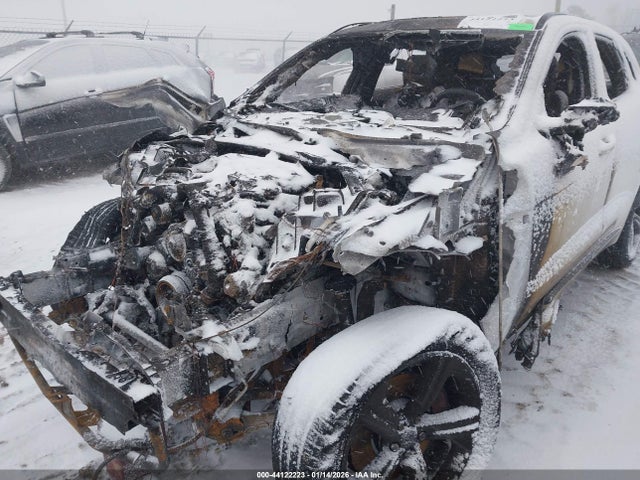2017 JAGUAR F-PACE SADCM2BV3HA057860 Photo 5