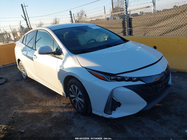 2020 TOYOTA PRIUS PRIME JTDKARFP9L3135897