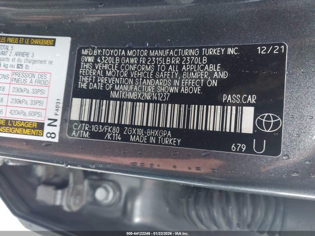 NMTKHMBX2NR141237 Toyota C-HR XLE