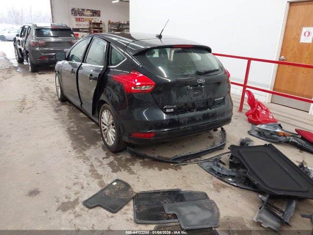 1FADP3N27JL223263 Ford Focus Titanium