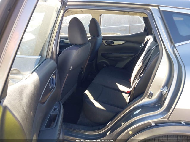 JN1BJ1CP0HW013783 Nissan Rogue Sport S