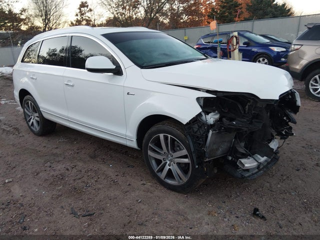 2015 AUDI Q7 WA1LGAFE9FD022141 Photo 0