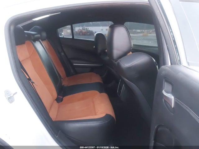 2C3CDXHGXMH605998 Dodge Charger Gt Rwd