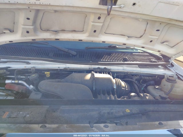 Ford E-450 Cutaway 2017 1FDXE4FS8HDC44642 Image 9