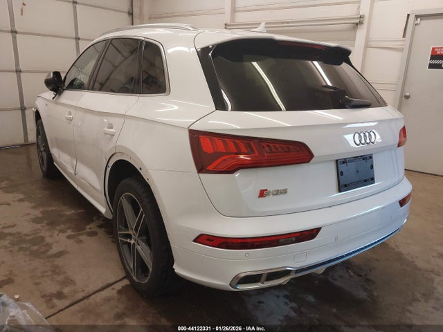 2018 AUDI SQ5 WA1C4BFY3J2064110 Photo 2