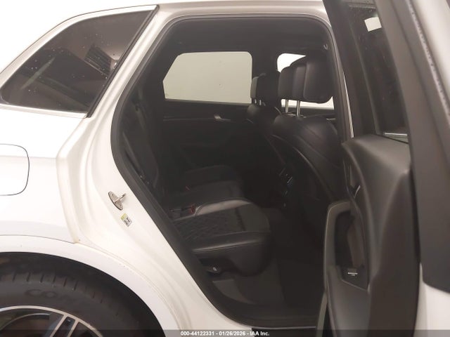 2018 AUDI SQ5 WA1C4BFY3J2064110 Photo 7