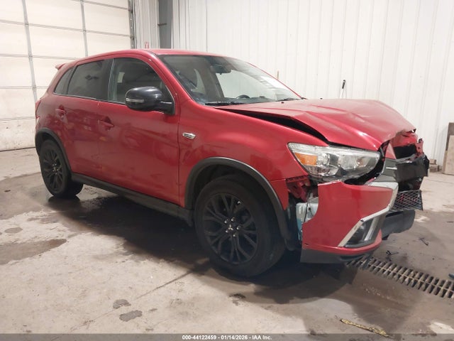 2018 MITSUBISHI OUTLANDER SPORT JA4AR3AU3JU015884 Photo 0
