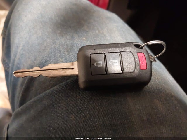 2018 MITSUBISHI OUTLANDER SPORT JA4AR3AU3JU015884 Photo 10