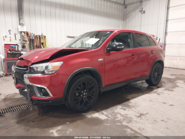 2018 MITSUBISHI OUTLANDER SPORT JA4AR3AU3JU015884 Photo 1