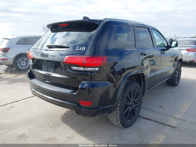 1C4RJFAG7JC151968 Jeep Grand Cherokee Altitude 4x4