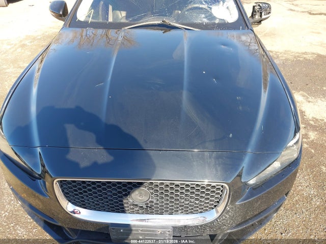 2017 JAGUAR XE SAJAD4BG7HA974995 Photo 9