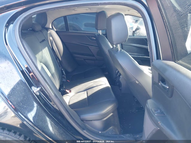 2017 JAGUAR XE SAJAD4BG7HA974995 Photo 7